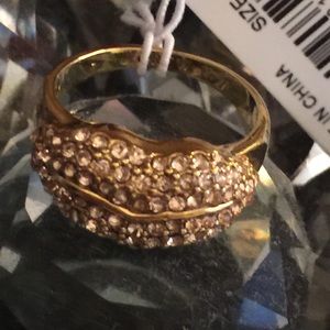 JCREW KISS PAVE’ RING SZ  5